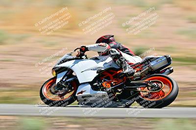 media/Apr-13-2025-TrackXperience (Sun) [[fb1ef998a6]]/Level 2 (Intermediate)/Turn 2 (Session 5)/